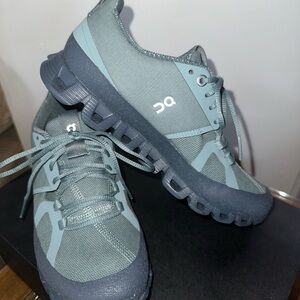 On Cloud Dip, Sea Stone, Women’s Running Shoe Size 6